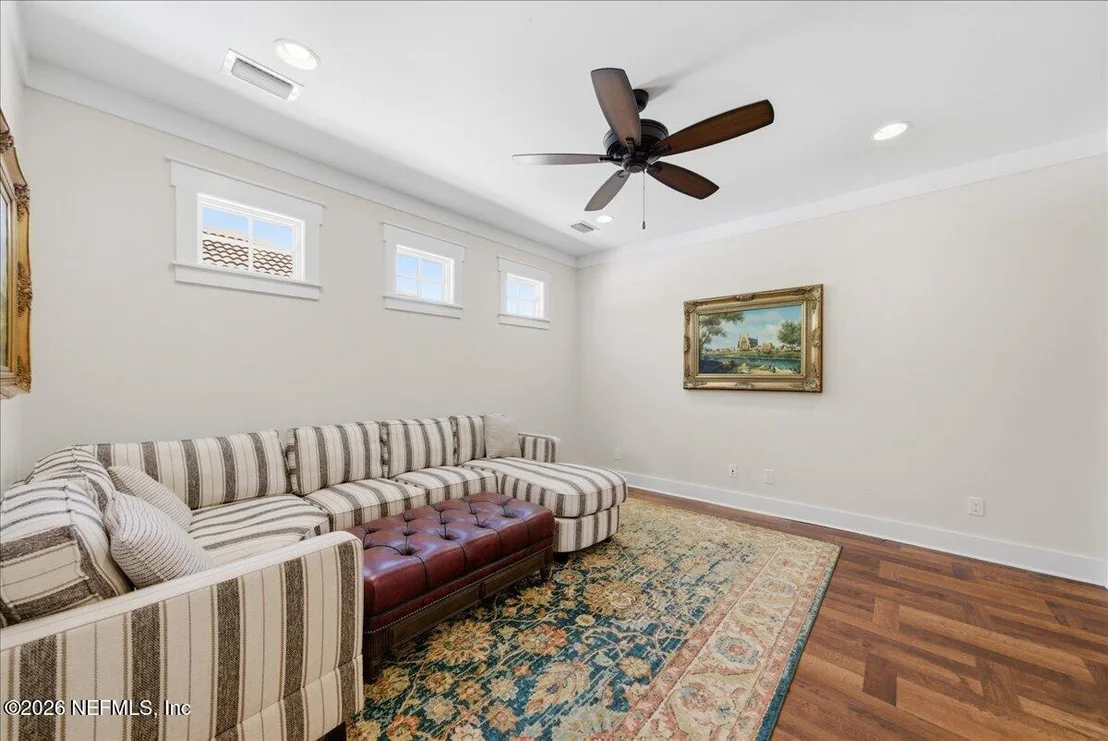 Photo of 109 LAUREL Way