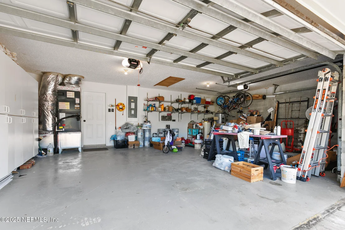 Photo of 800 LAPOMA Way