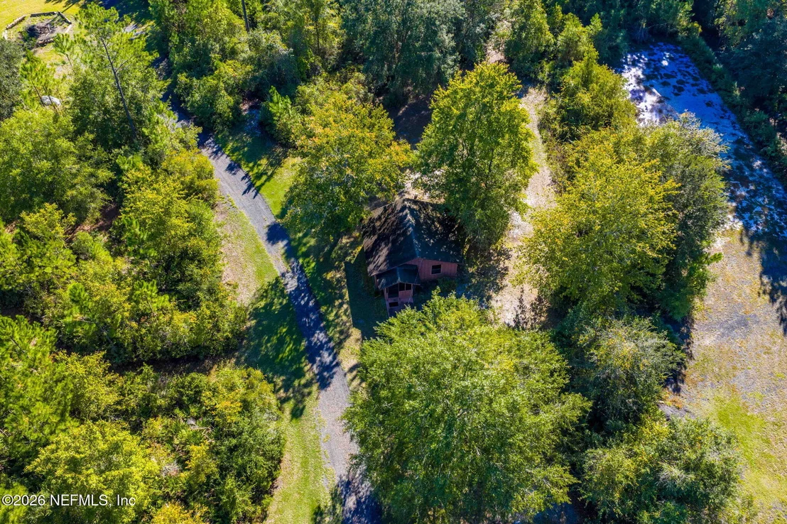 Photo of 2411 US HIGHWAY 301