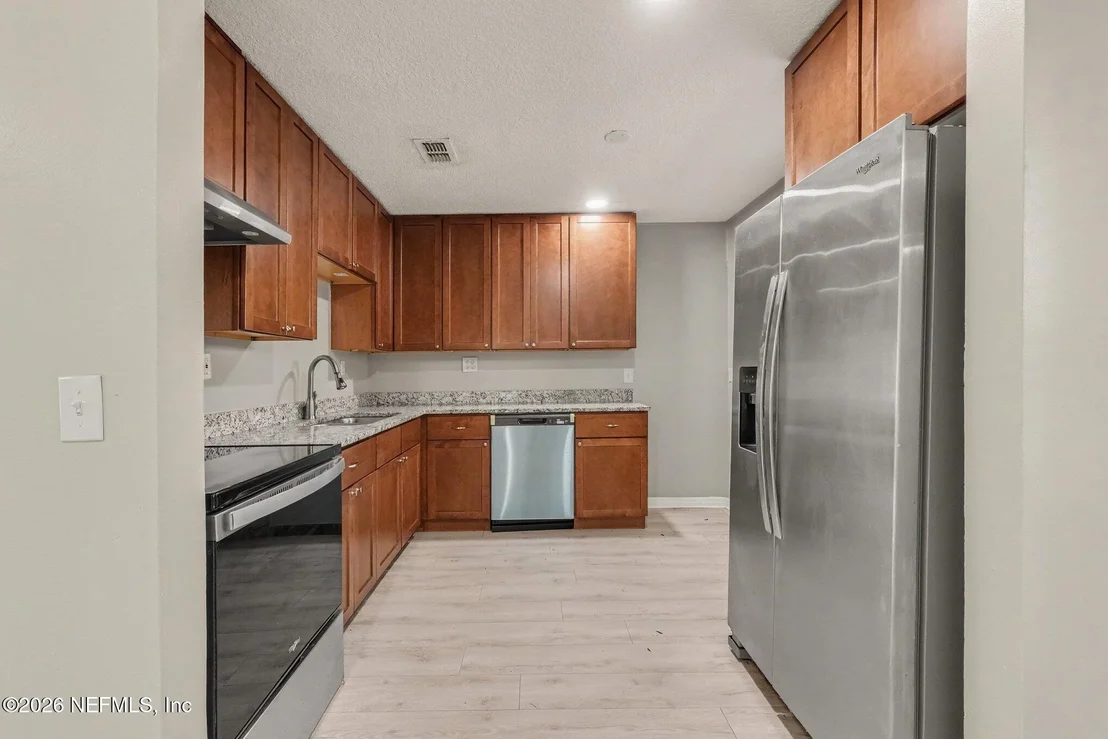 Photo of 6423 SHETLAND Road