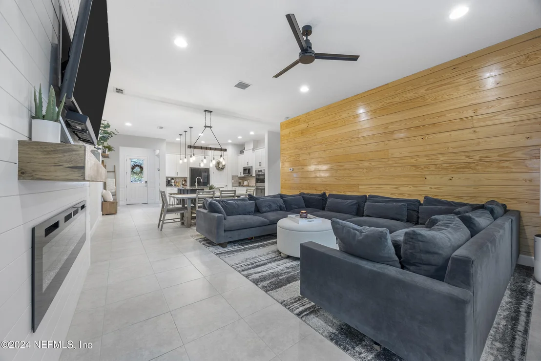 Photo of 8531 MABEL Drive