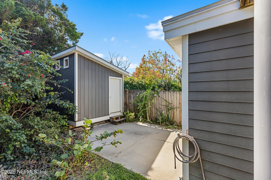 Photo of 5 CAREY Street