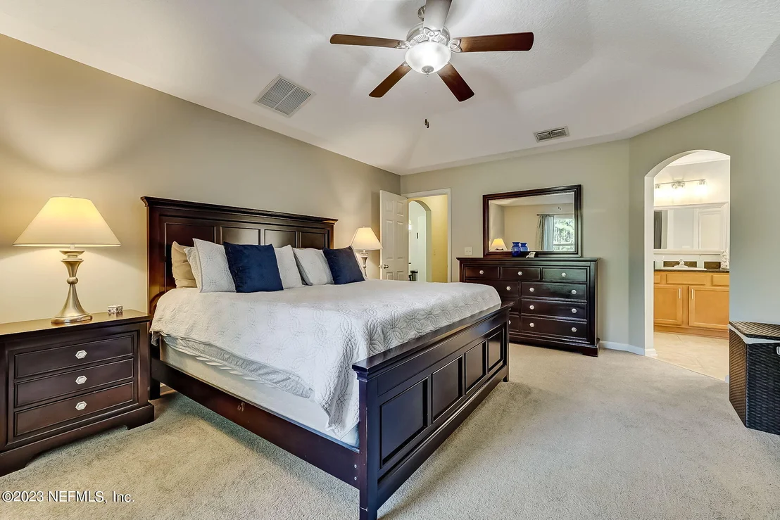 Photo of 9584 BEMBRIDGE MILL Drive