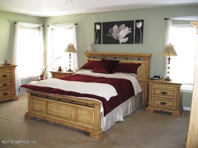 Photo of 721 SPRUCE PINE