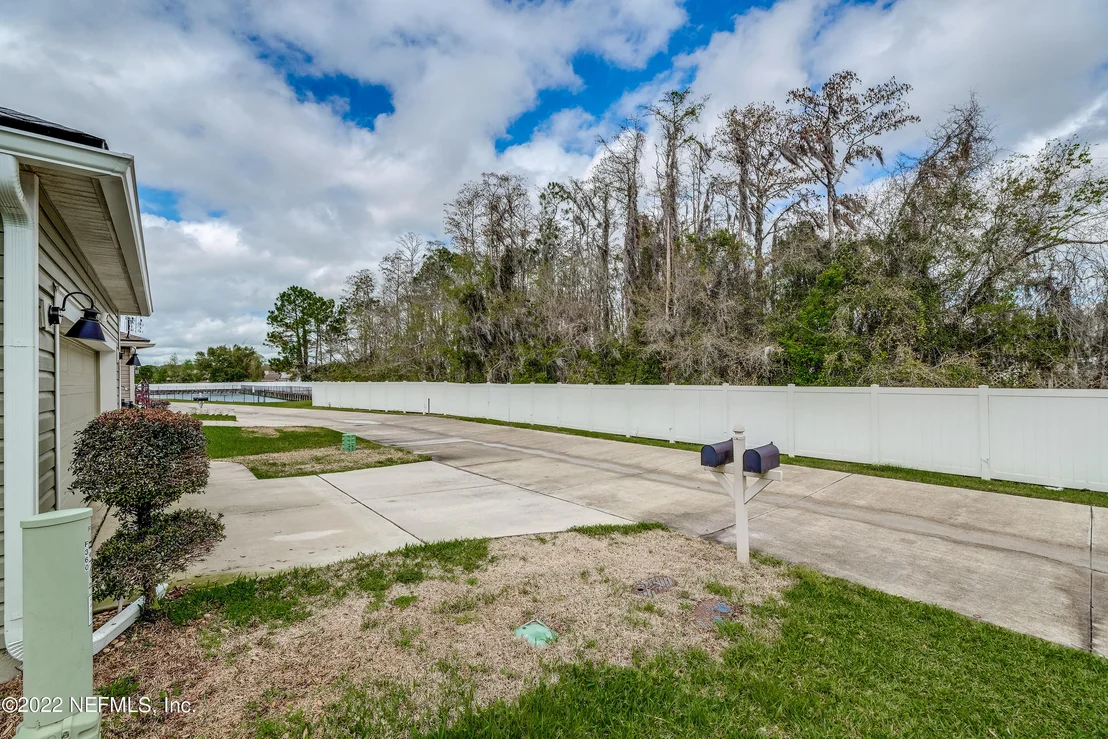 Photo of 360 VINEYARD Lane