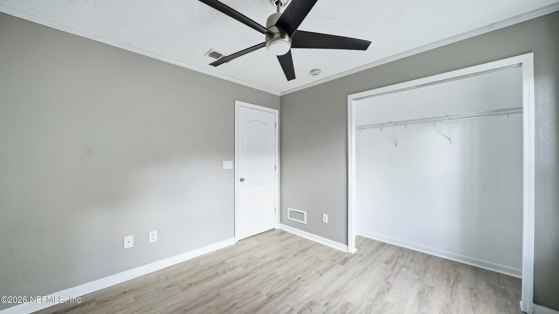 Photo of 650 BRIAR VIEW Drive