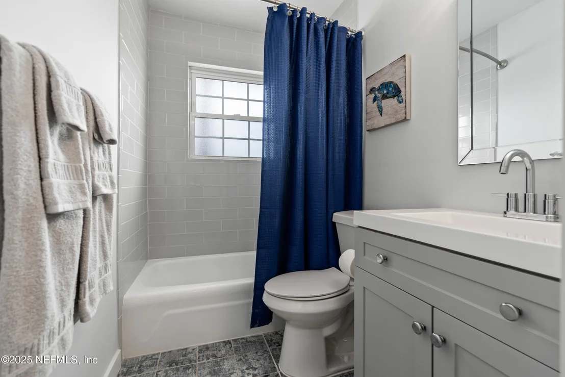 Photo of Unit 6A at 405 FLAGLER Boulevard