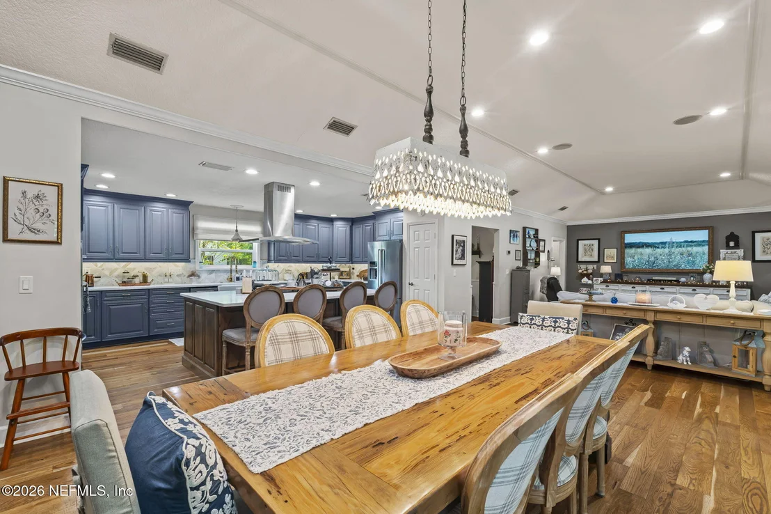 Photo of 8148 BLUE JAY Lane