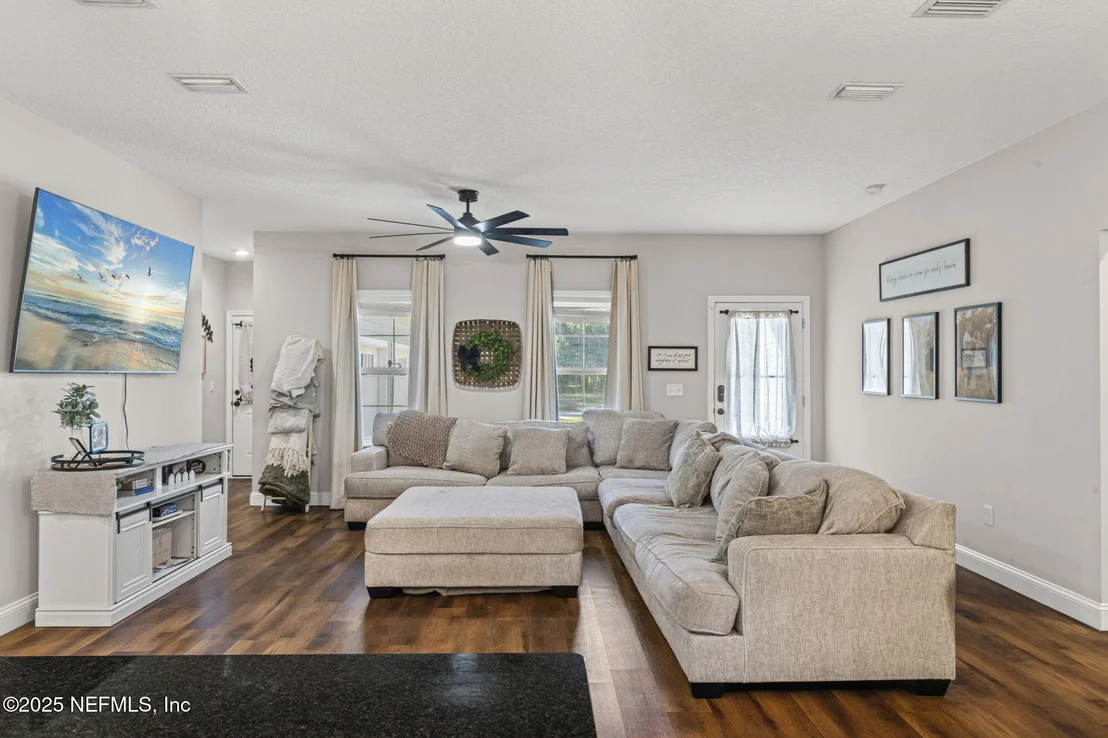 Photo of 4231 WOLFE Drive