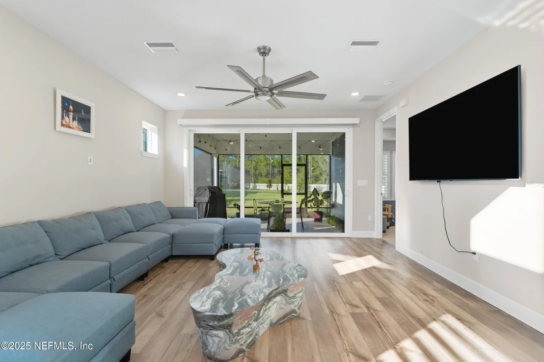 Photo of 43 PATHWAY Court