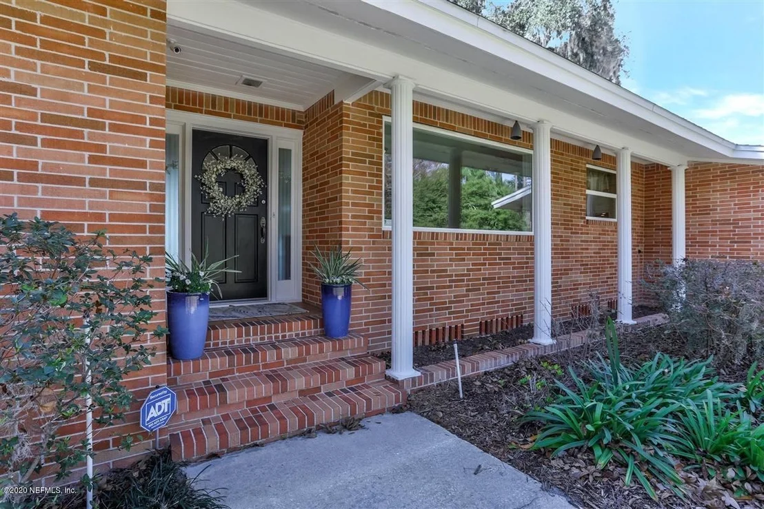 Photo of 348 BROWARD Road