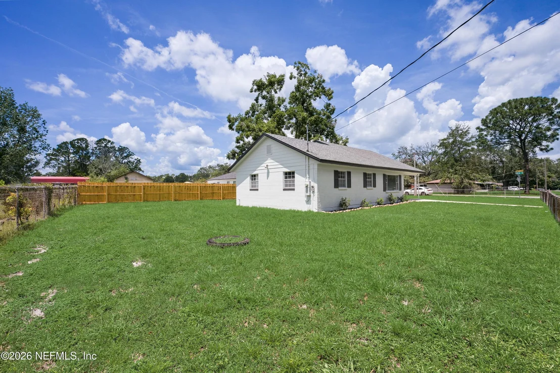 Photo of 772 ALVIS Road