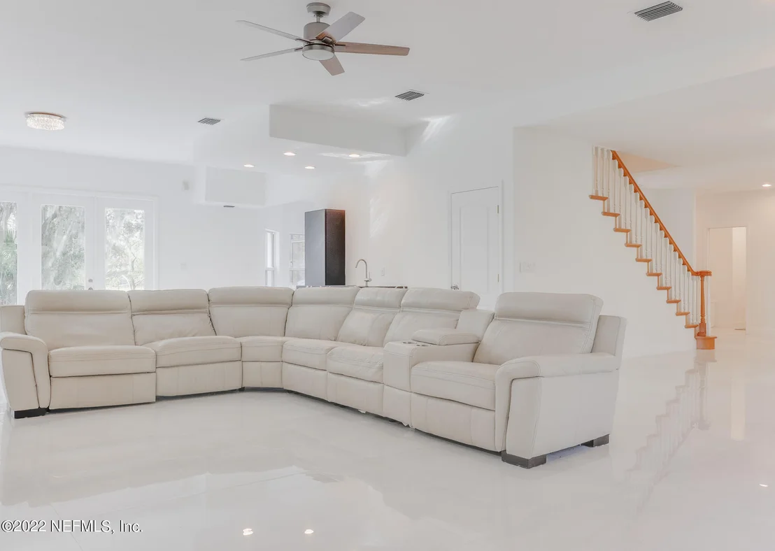Photo of 4390 LIGUSTRUM Drive