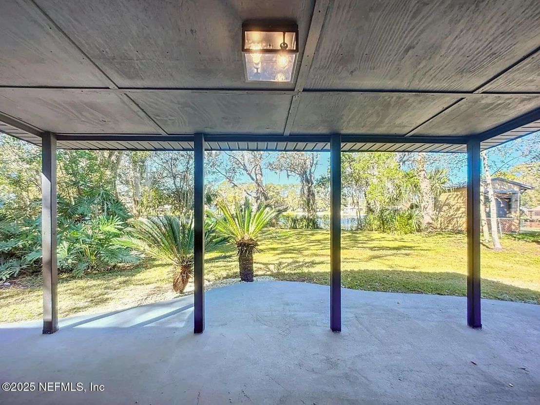 Photo of 7446 SPINOLA Road