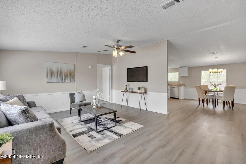 Photo of 11003 COUNTY ROAD 121