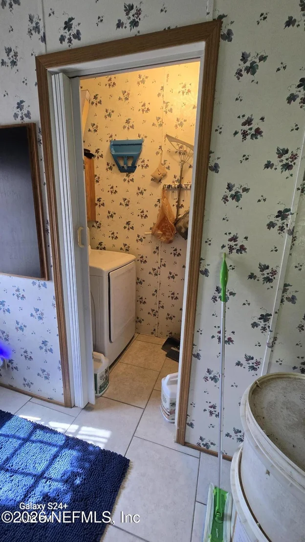 Photo of 2204 WHIPPOORWILL Drive