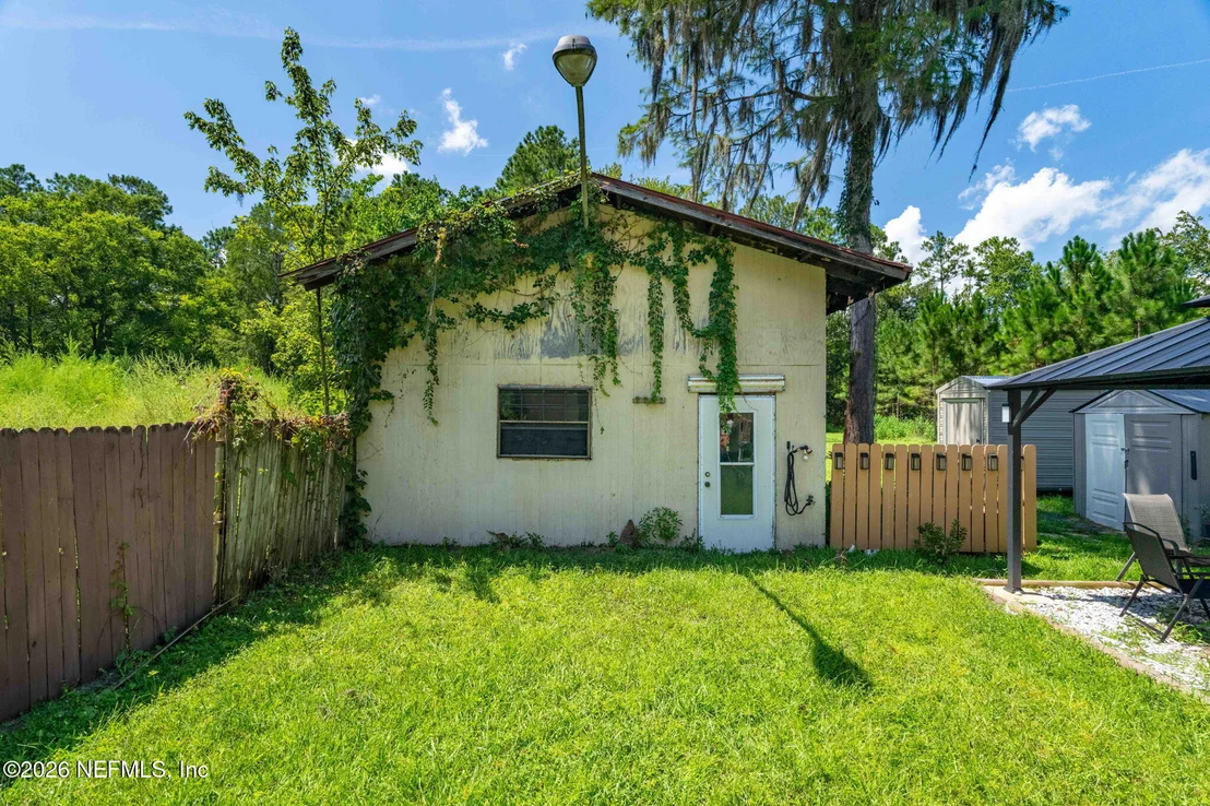 Photo of 9296 HIPPS Road
