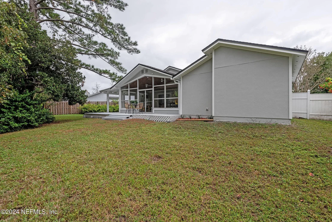 Photo of 572 JAMES WILSON Circle