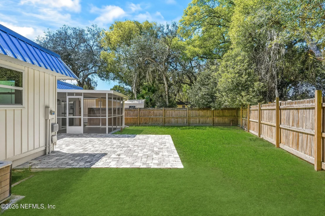 Photo of 72 DELTONA Boulevard
