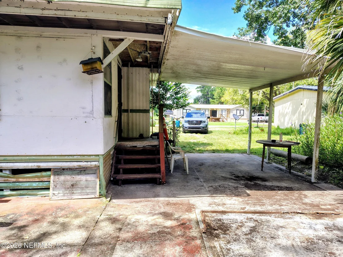 Photo of 117 BREEZEWOOD Circle