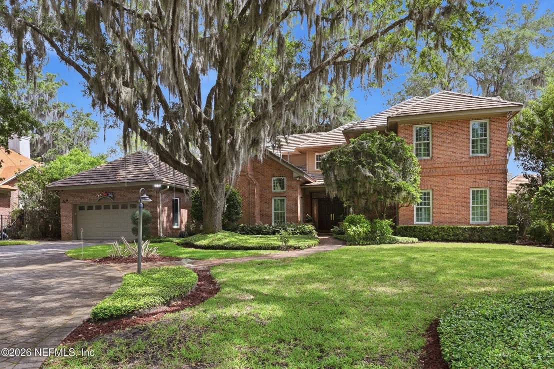 Photo of 2656 BEAUCLERC Road