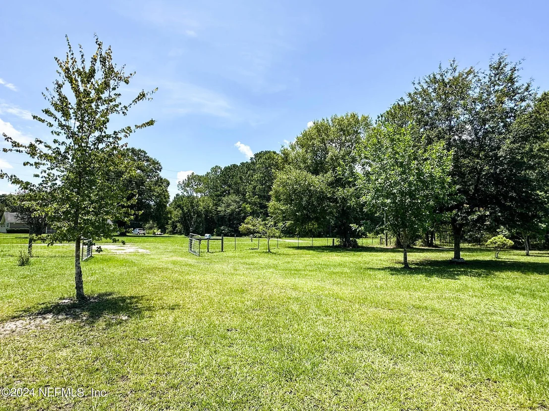 Photo of 7647 NW COUNTY ROAD 229