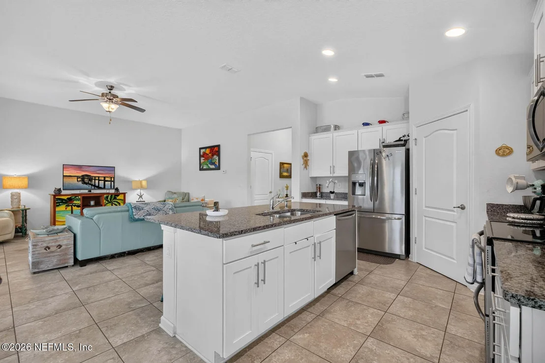 Photo of 249 PALACE Drive