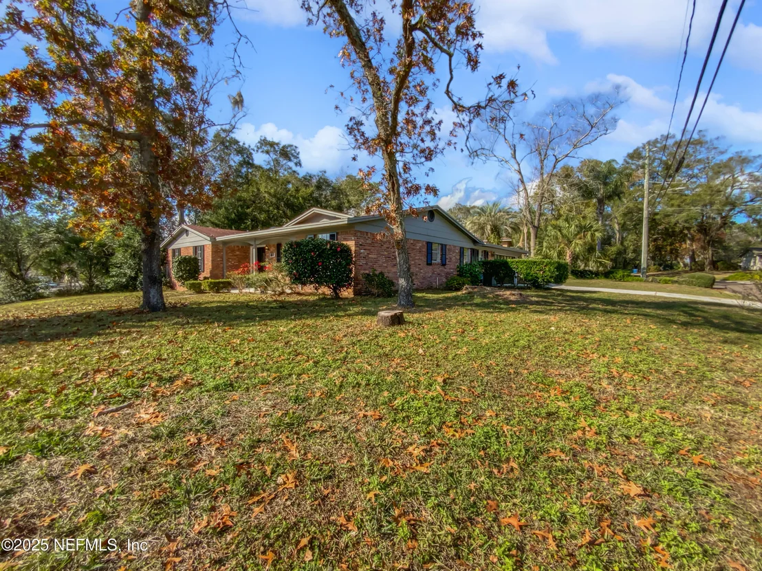 Photo of 10777 EXECUTIVE Drive