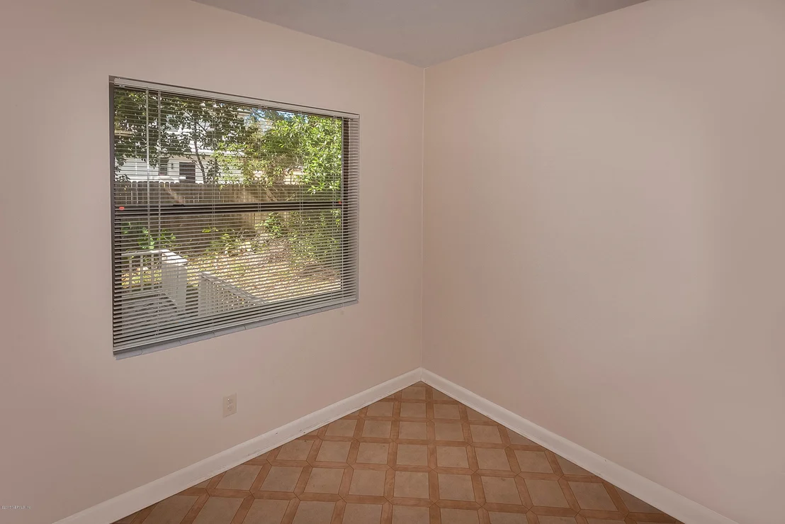 Photo of 5341 KENYON Lane