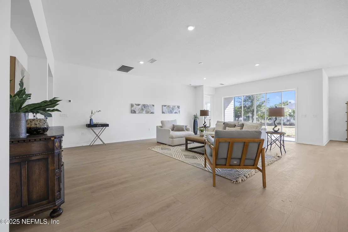 Photo of 11246 TOWN VIEW Drive