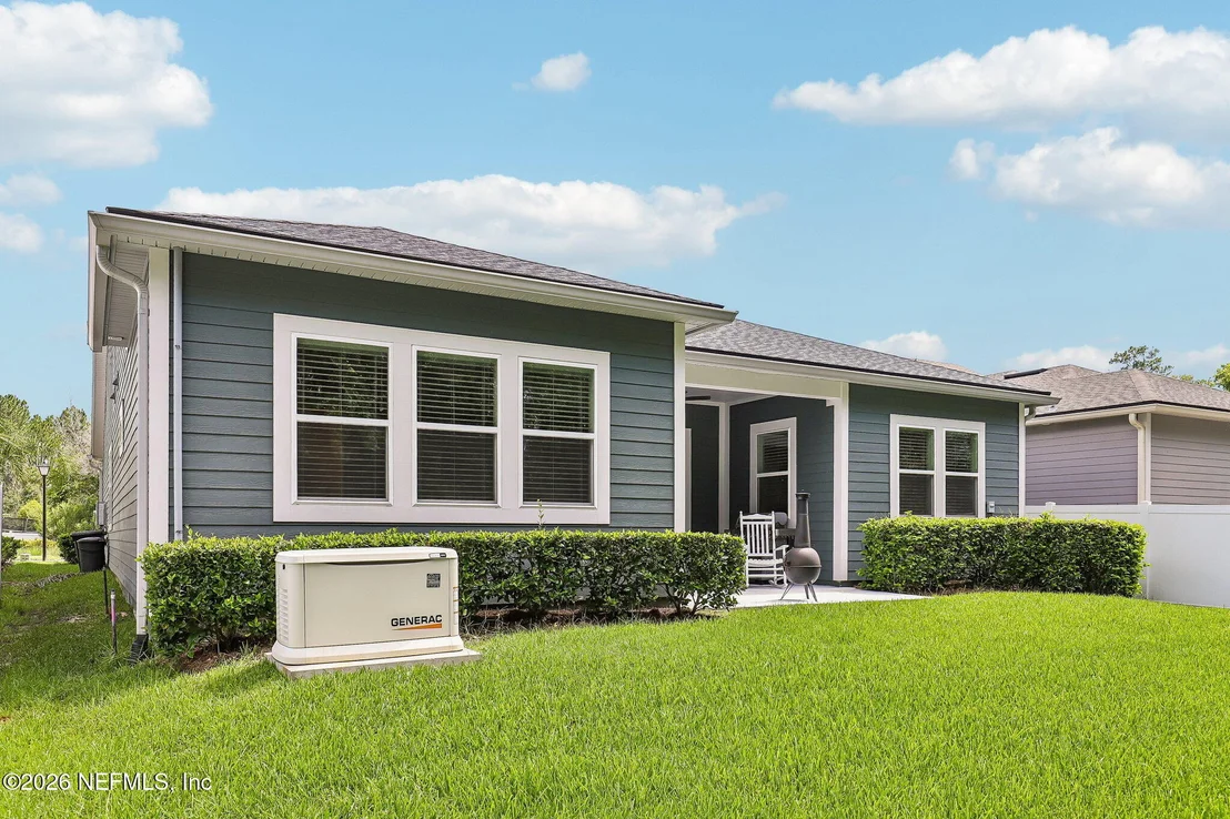 Photo of 152 CLOVERBROOK Road