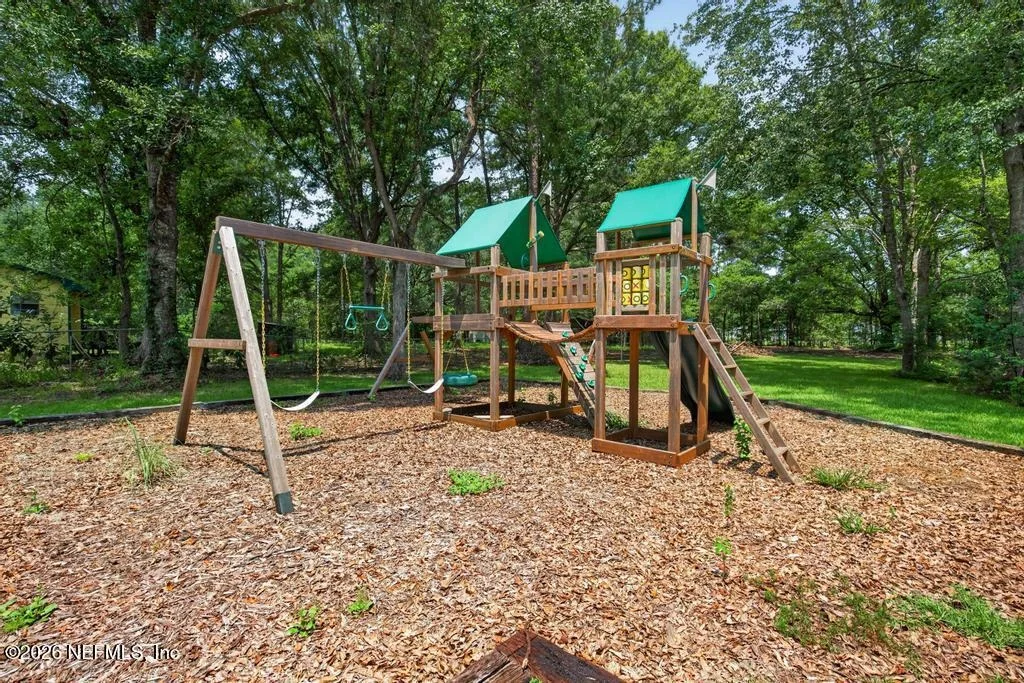 Photo of 54704 CRAVEY Road