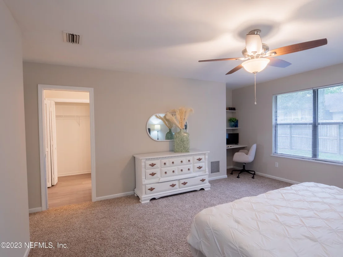 Photo of 2327 STONEBRIDGE Drive
