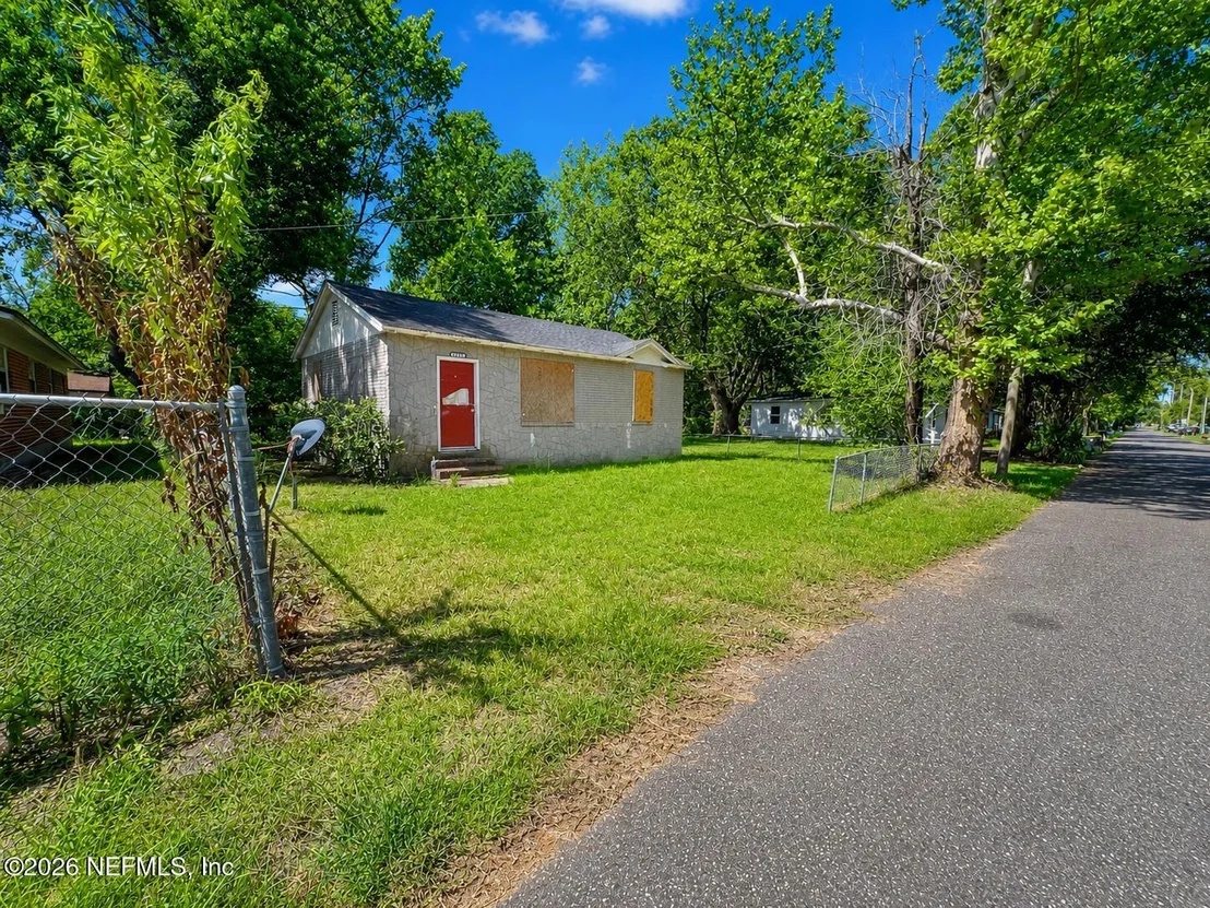 Photo of 3232 DIGNAN Street