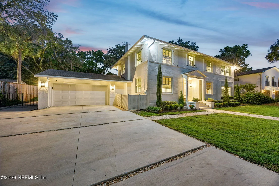 Photo of 944 ELDER Lane