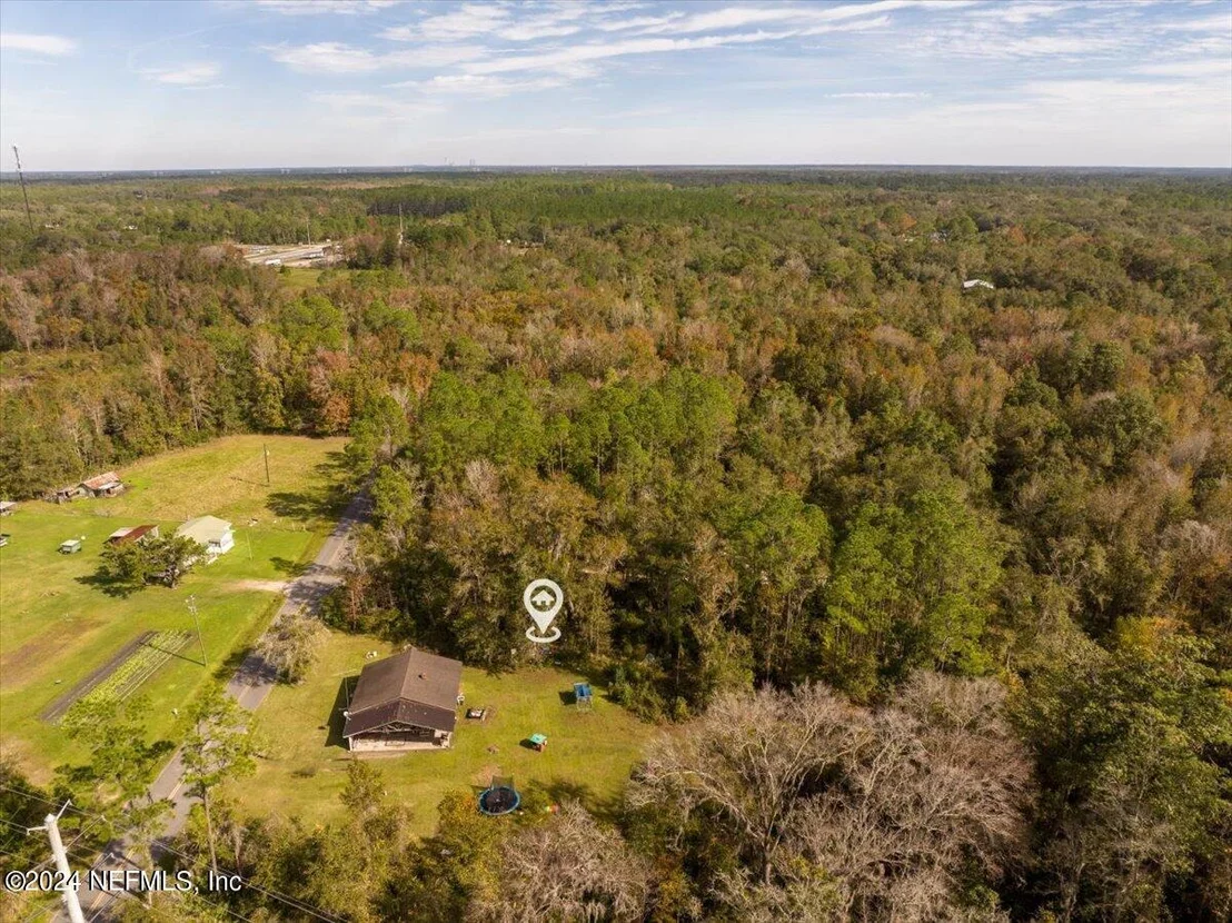 Photo of 909 OLD GAINESVILLE Highway