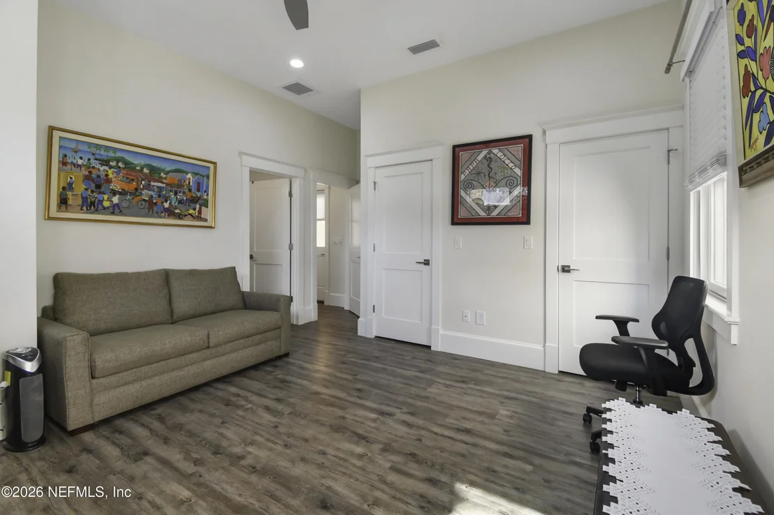 Photo of 307 ST GEORGE Street