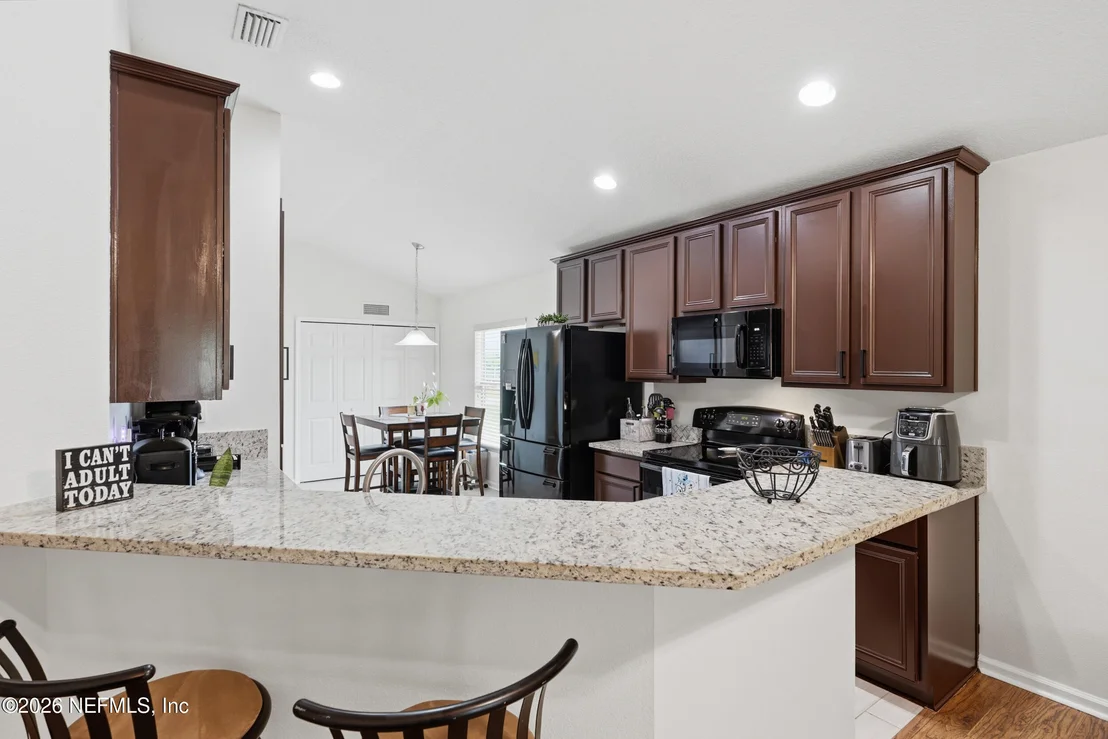 Photo of 9526 BEMBRIDGE MILL Drive