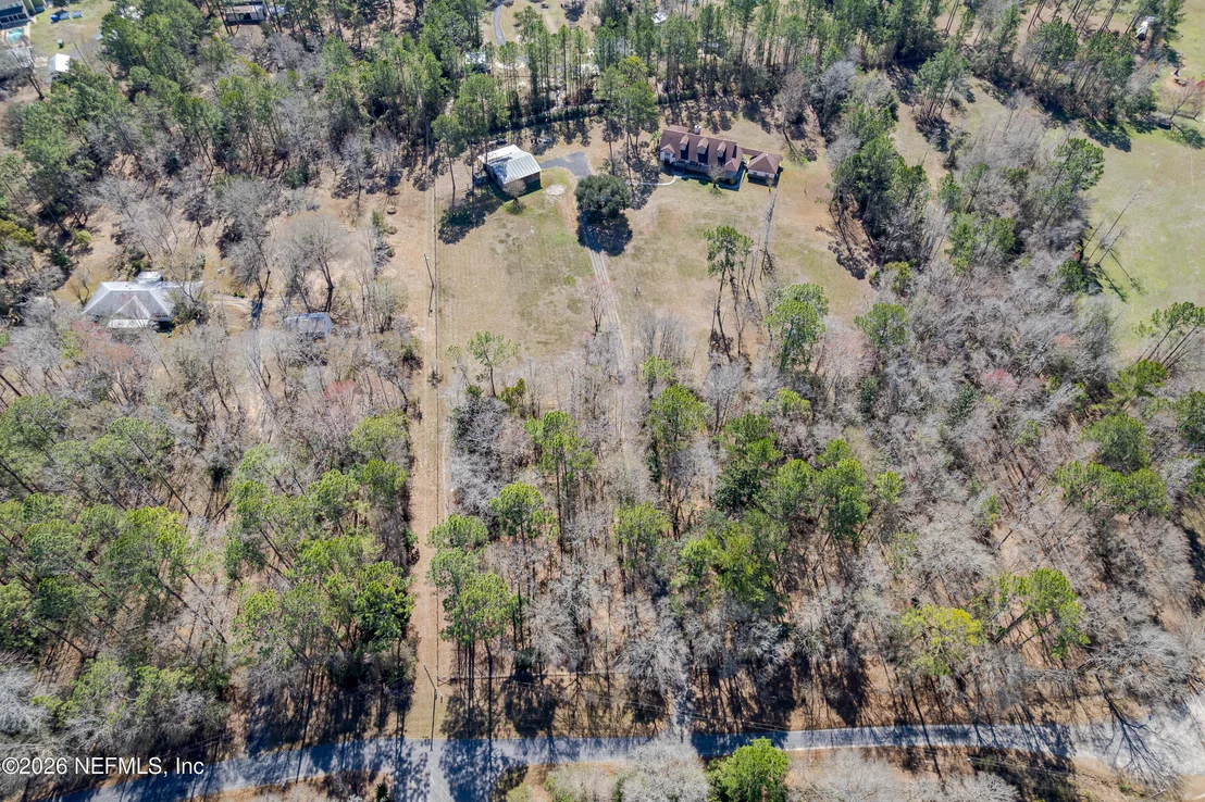 Photo of 8404 NESBITT Road