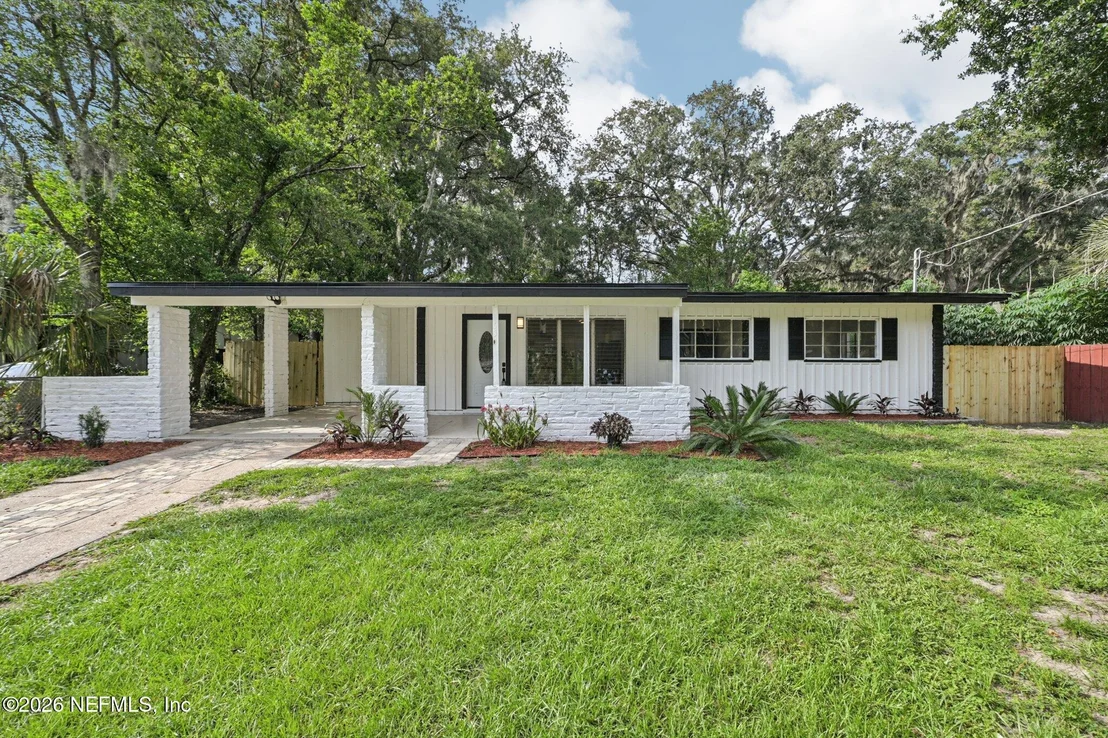 Photo of 5347 KEYSTONE Drive N