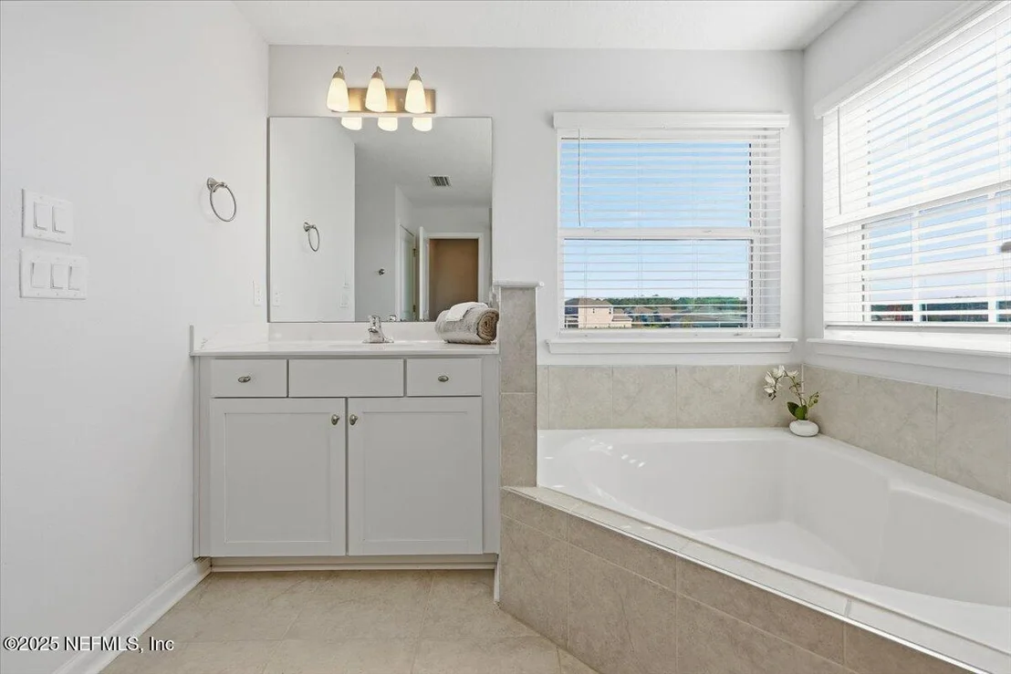 Photo of 835 LAUREL VALLEY Drive