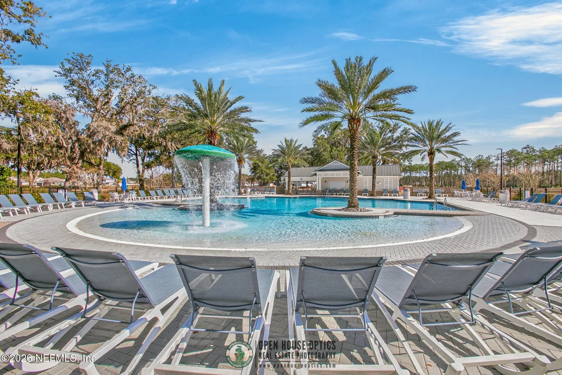 Photo of 698 NATURELAND Circle