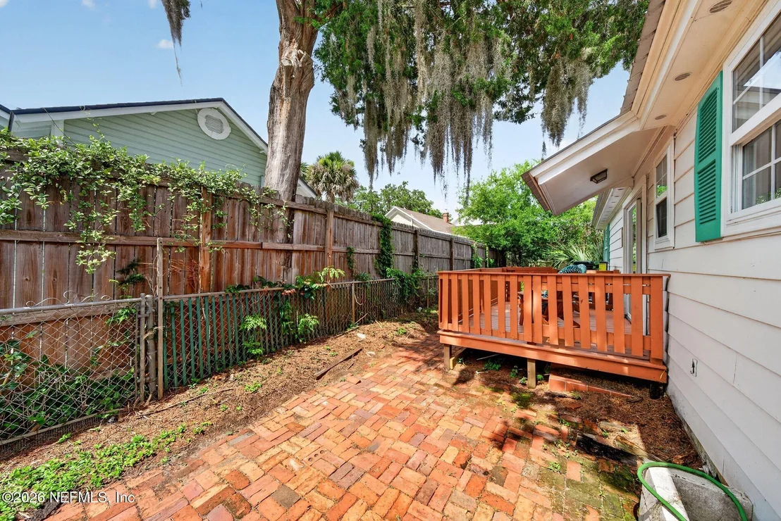 Photo of 18 OCEAN Avenue