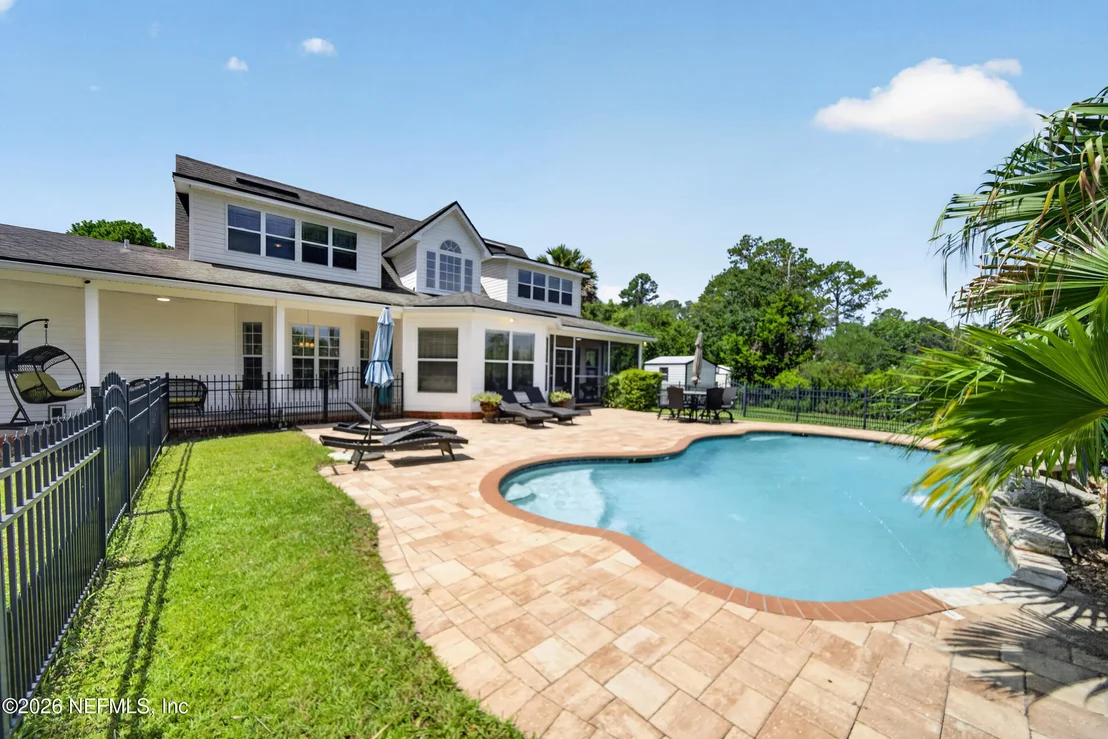 Photo of 1045 CEDAR BAY Road