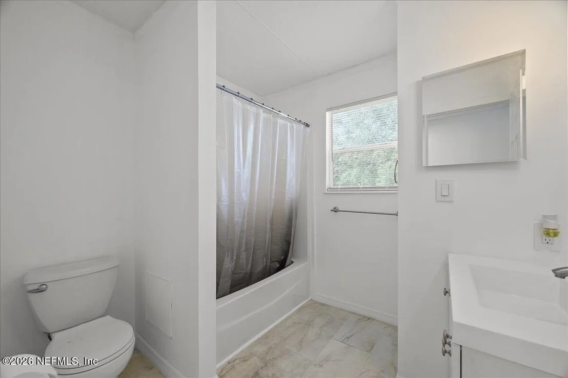 Photo of 174 UNION Avenue