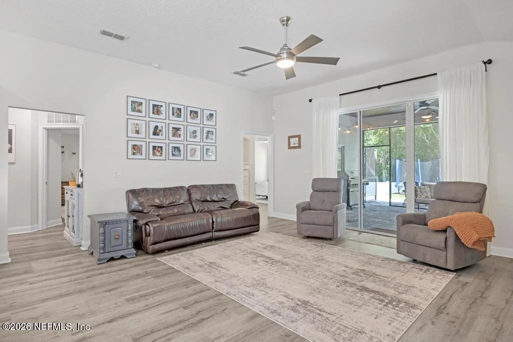 Photo of 14318 MILLHOPPER Road