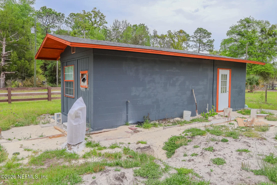 Photo of 239 LYNNE Drive
