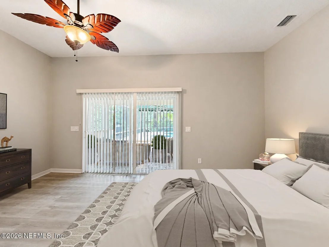 Photo of 3345 KINGS Road S