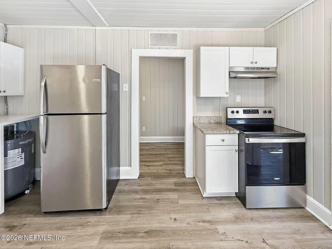 Photo of 7739 HAMMOND Boulevard
