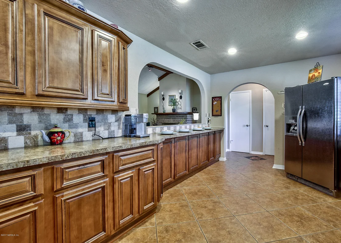 Photo of 10679 HAMPTON Road